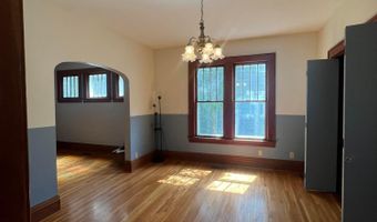 135 Morris Ave, Athens, OH 45701
