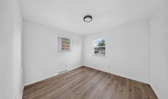 1095 Saint Michaels Ave, Akron, OH 44320