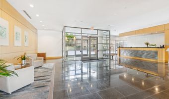 2001 15TH St N 506, Arlington, VA 22201