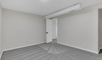 3832 Laguna Dr, Columbus, OH 43232