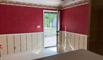 1351 Reynolds St, Bainbridge, GA 39817