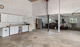15816 S WAVE Rd, Mulino, OR 97042