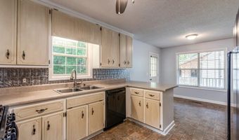 118 Hawkins Farm Ln, Ball Ground, GA 30107