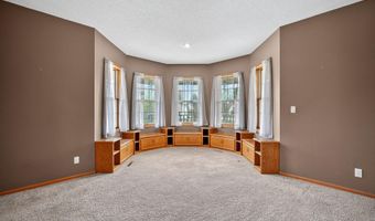 2400 Ridgetop Cir, Ames, IA 50014