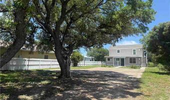 215 S 11th St, Aransas Pass, TX 78336