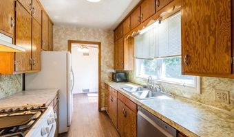 1714 Clark Ave, Ames, IA 50010