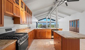 561 Kaleo Pl, Kihei, HI 96753
