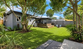 1050 Blackwood St, Altamonte Springs, FL 32701