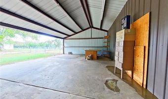 1886 Craven Rd, Baxley, GA 31513