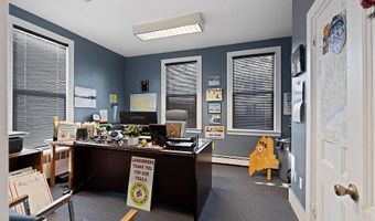 2 Bangor St, Augusta, ME 04330