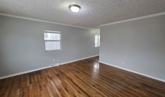 86 S 6th Ave, Beech Grove, IN 46107