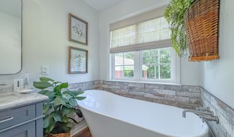 1415 College Rd, Bainbridge, GA 39819