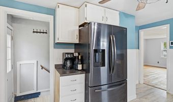 122 Southwick St, Agawam, MA 01030