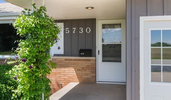 5730 W SANDRA Dr, Appleton, WI 54913