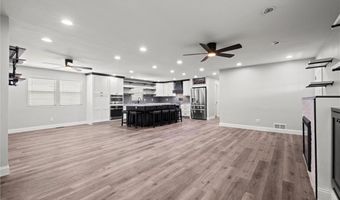 22617 155th St, Basehor, KS 66007