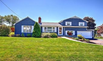 62 Meadowcrest Dr, Cumberland, RI 02864