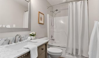 916 KING JAMES LANDING Rd, Annapolis, MD 21403