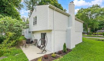 5141 BRADFIELD Dr, Annandale, VA 22003