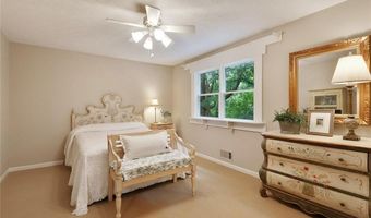 130 Cains Cove Dr, Alpharetta, GA 30009
