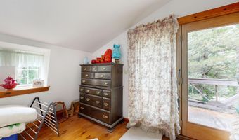 89 Pride Rd, Auburn, ME 04210
