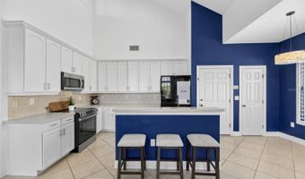 5536 LUMINAR POINTE Ln, Apollo Beach, FL 33572