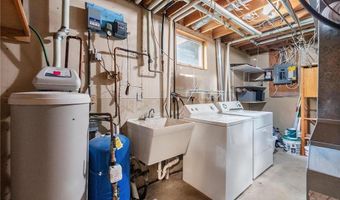 2211 Springdale NE, Alexandria, MN 56308