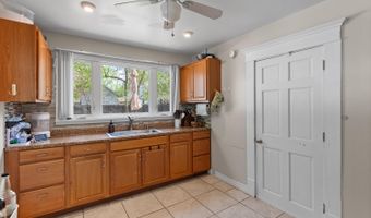 418 Ormsby St, Adrian, MI 49221