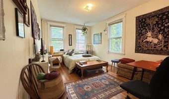 32 Sidlaw Rd 5, Boston, MA 02135