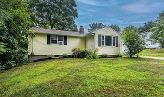 17 Pine St, Bellingham, MA 02019