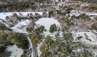 11 Strawberry Hill Rd, Bedford, NH 03110