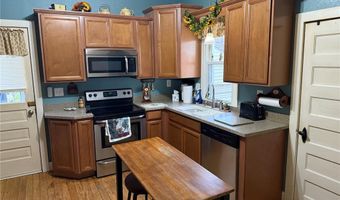 1638 Jersey St, Alton, IL 62002