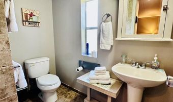 454 Bay City Rd, Apalachicola, FL 32320