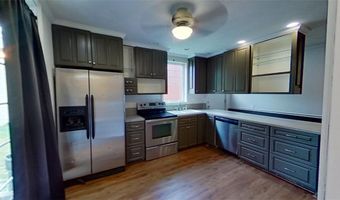 120 S 12th St, Airville, PA 15203