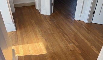 51 Reed St, Agawam, MA 01001