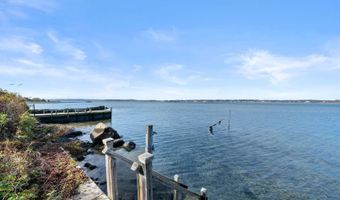 35 Benedict Rd, Bourne, MA 02532