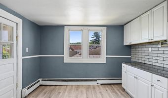 62 Center St, Amsterdam, NY 12010