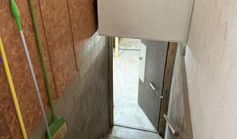 201 4th St, Armstrong, IA 50514