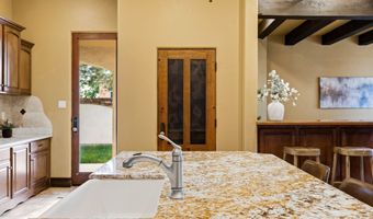 3723 Alamogordo Dr NW, Albuquerque, NM 87120