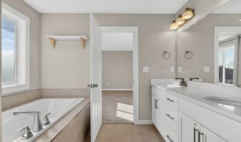 9863 SW RIDGE Dr, Beaverton, OR 97007