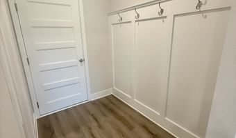 104 Chickadee Ct, Auburn, GA 30011