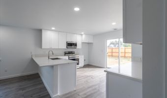 1105 Baltimore Ave SE, Bandon, OR 97411