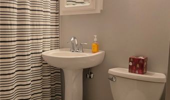 4320 Wedgewood Dr, Austintown, OH 44511