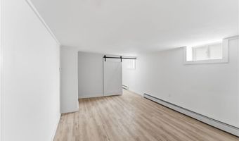 26 Alto St, Cranston, RI 02920