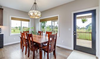 5467 Windrose Ln, Ames, IA 50014