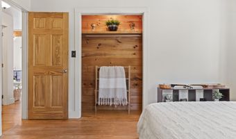 11 Old County Rd, Appleton, ME 04862