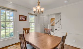 1780 Williamsburg Dr, Adrian, MI 49221