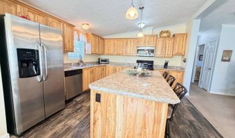 9 Commodore Dr, Biddeford, ME 04005