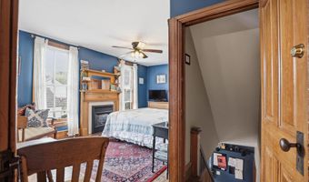 144 W MAIN St, Adamstown, PA 19501