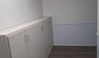 112 N Madison Ave, Aurora, MO 65605