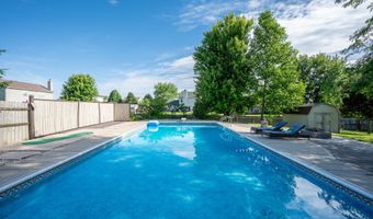 10194 Buell Dr, Avon, IN 46123